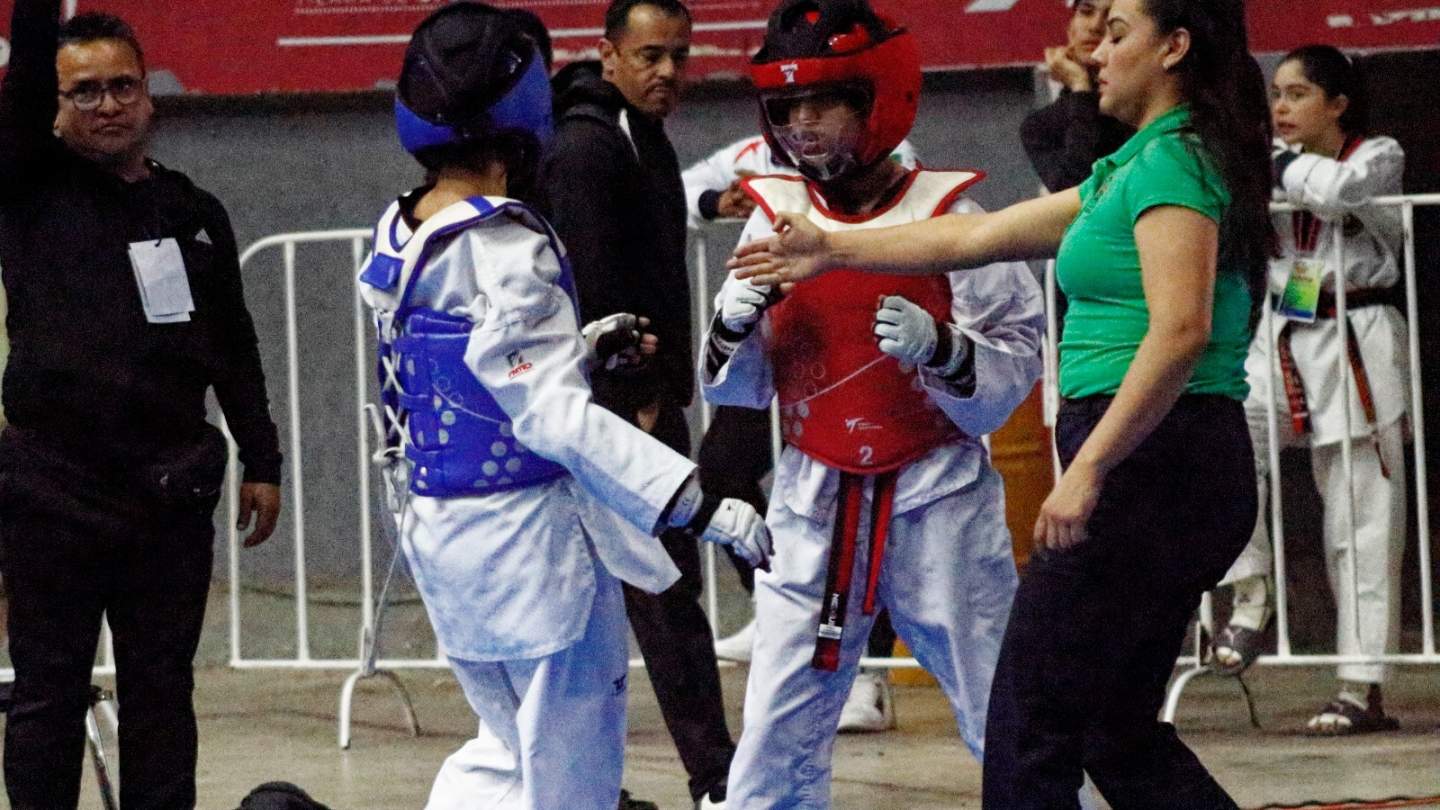 ABRE EL TAEKWONDO LA   ELIMINATORIA DE REGIONES
